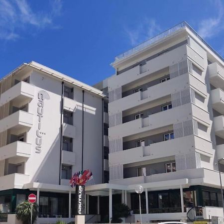 Hotel Nautilus Cattolica Dış mekan fotoğraf