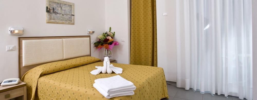 Hotel Nautilus Cattolica Dış mekan fotoğraf